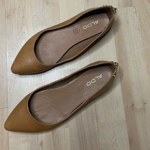 Aldo Flat Shoes size 6.5
